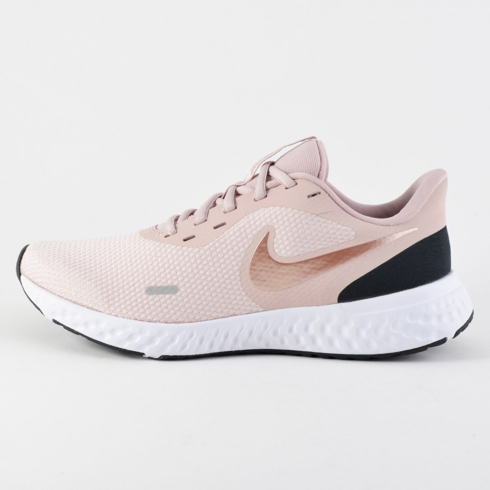 womans nike revolution 5
