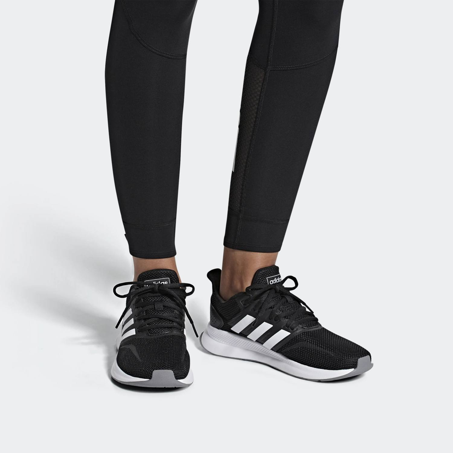 tenis adidas masculino society