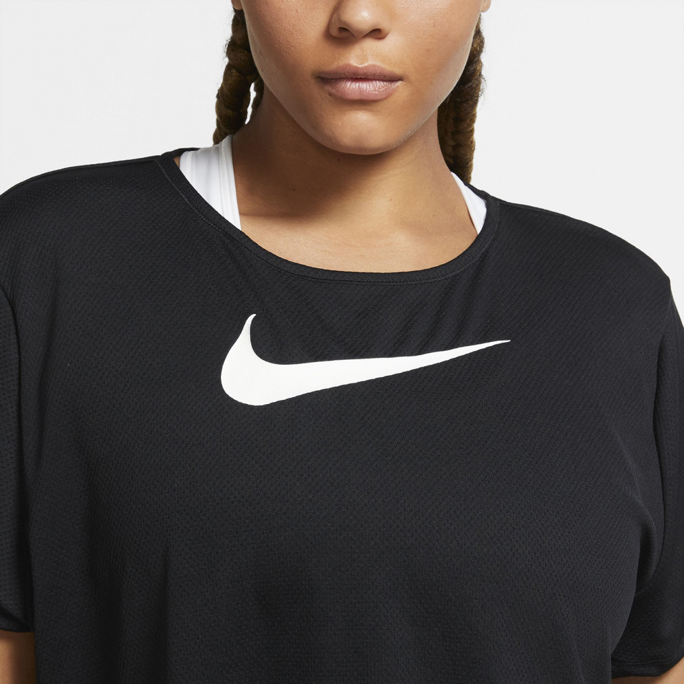 Nike Swoosh Short-Sleeve Plus Size Women's Running Tee
