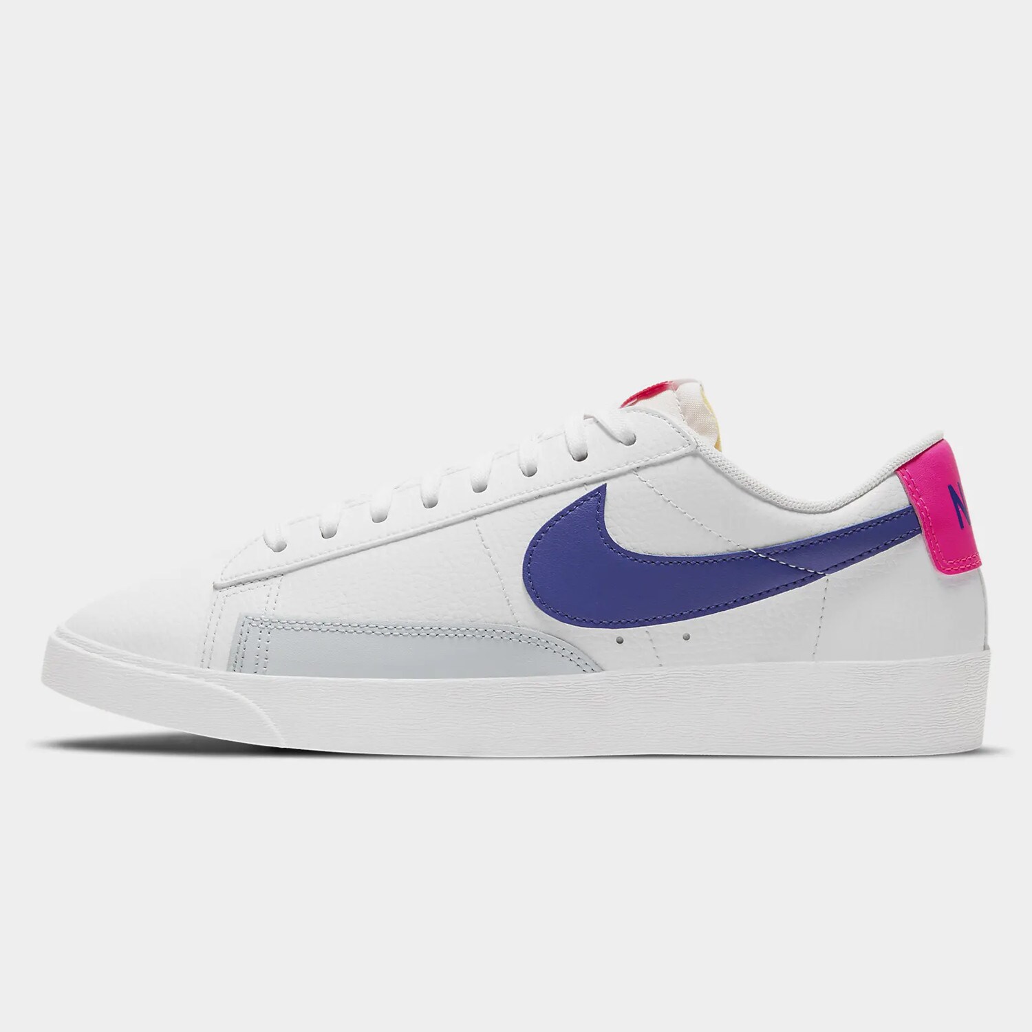  Nike Blazer Low Γυναικεία Παπούτσια (9000056790_46963) 2025