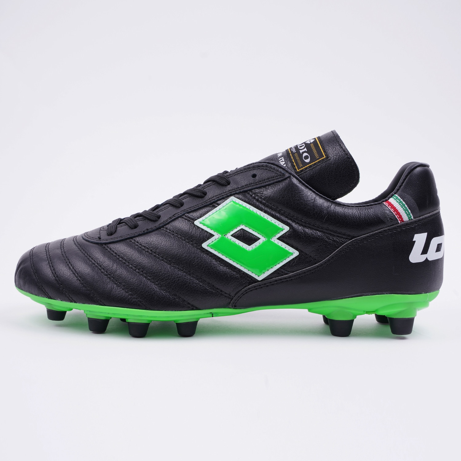 lotto soccer shoes