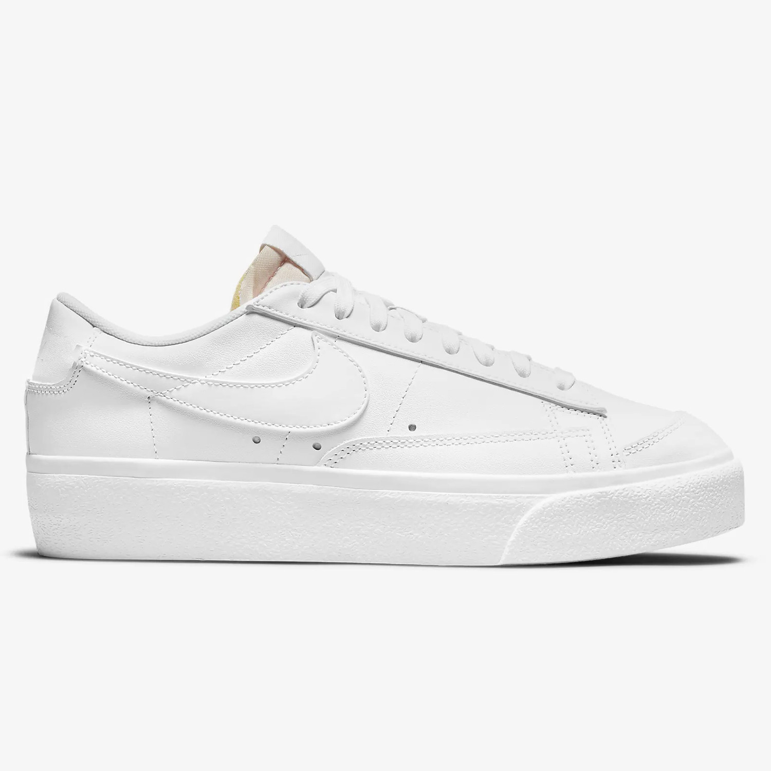 Nike Blazer Platform Γυναικεία Παπούτσια (9000087867_27479) WHITE/WHITE-WHITE-BLACK