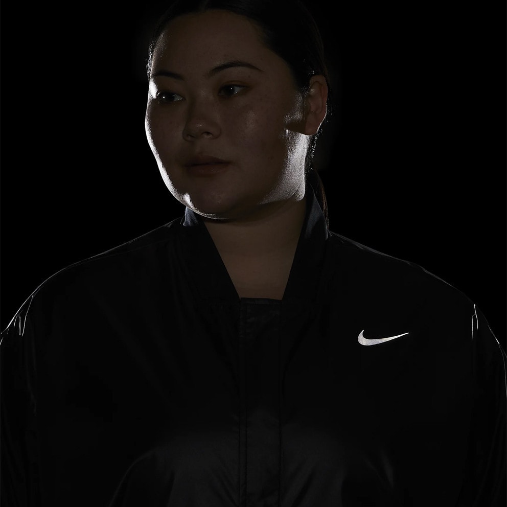 Nike Swoosh Run Plus Size Women's Windbreaker Jacket