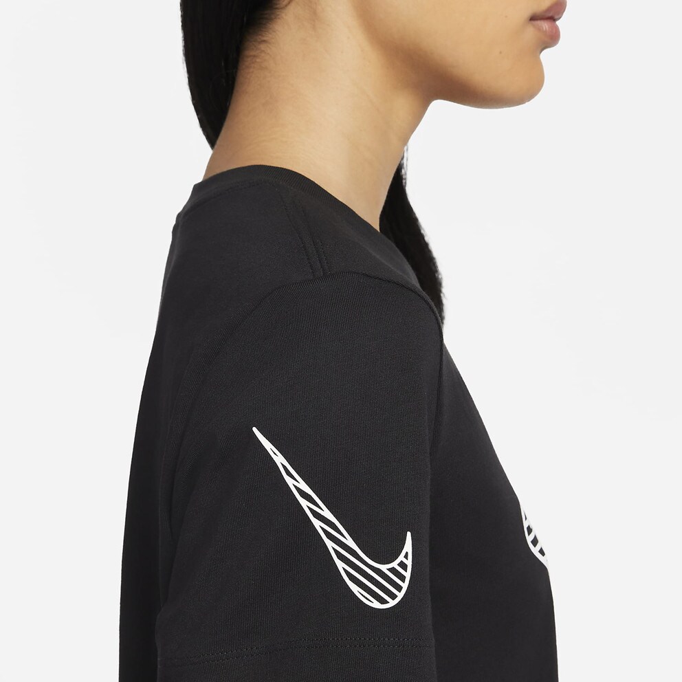 Nike Sportswear Air Max Day Women's T-Shirt