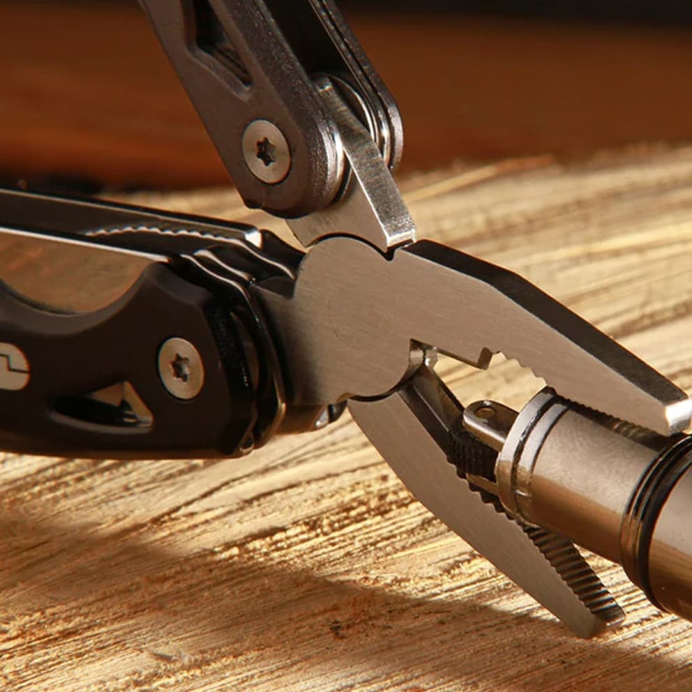 True Utility Seven Multi Hand Tool