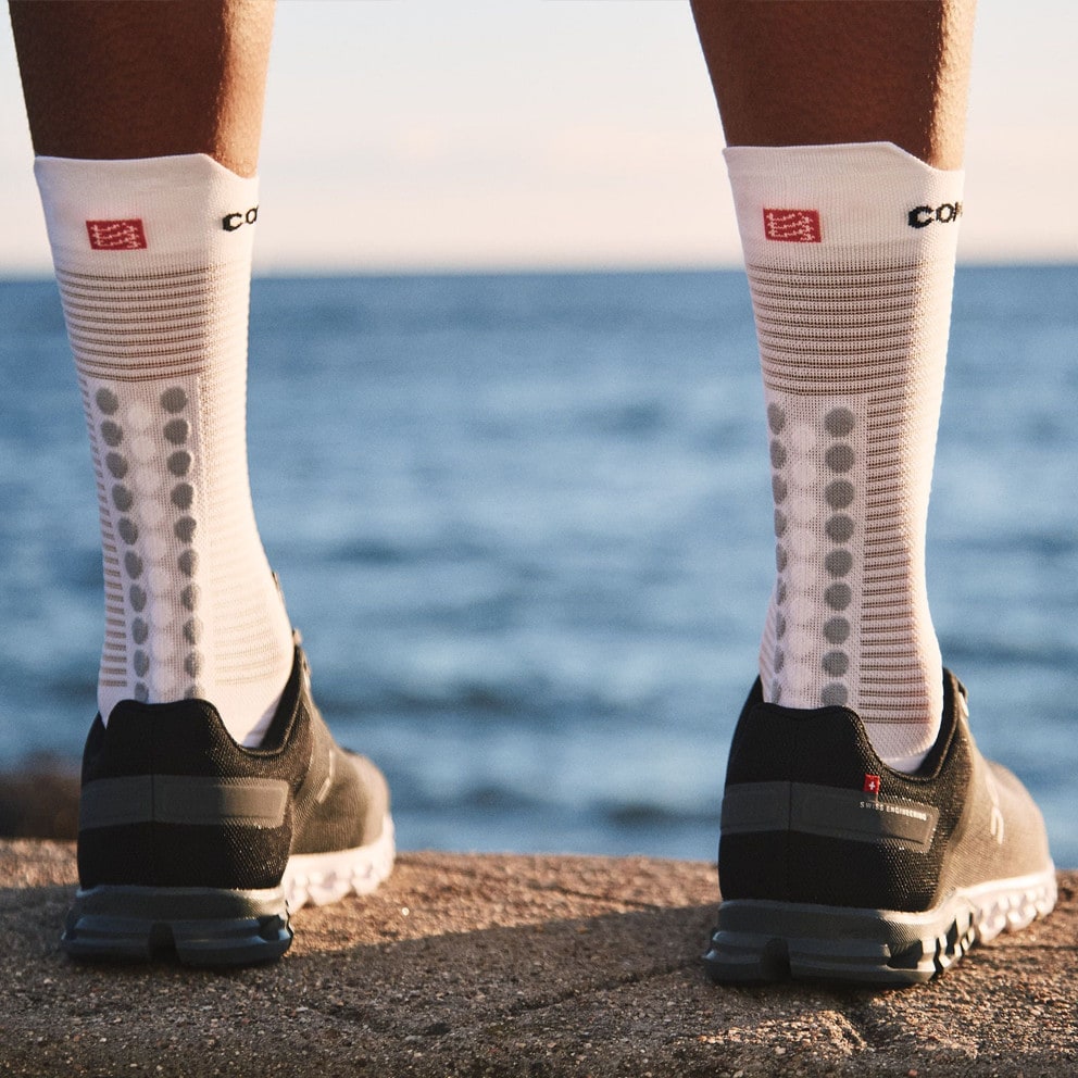 COMPRESSPORT V4.0 PRO Unisex Running Socks