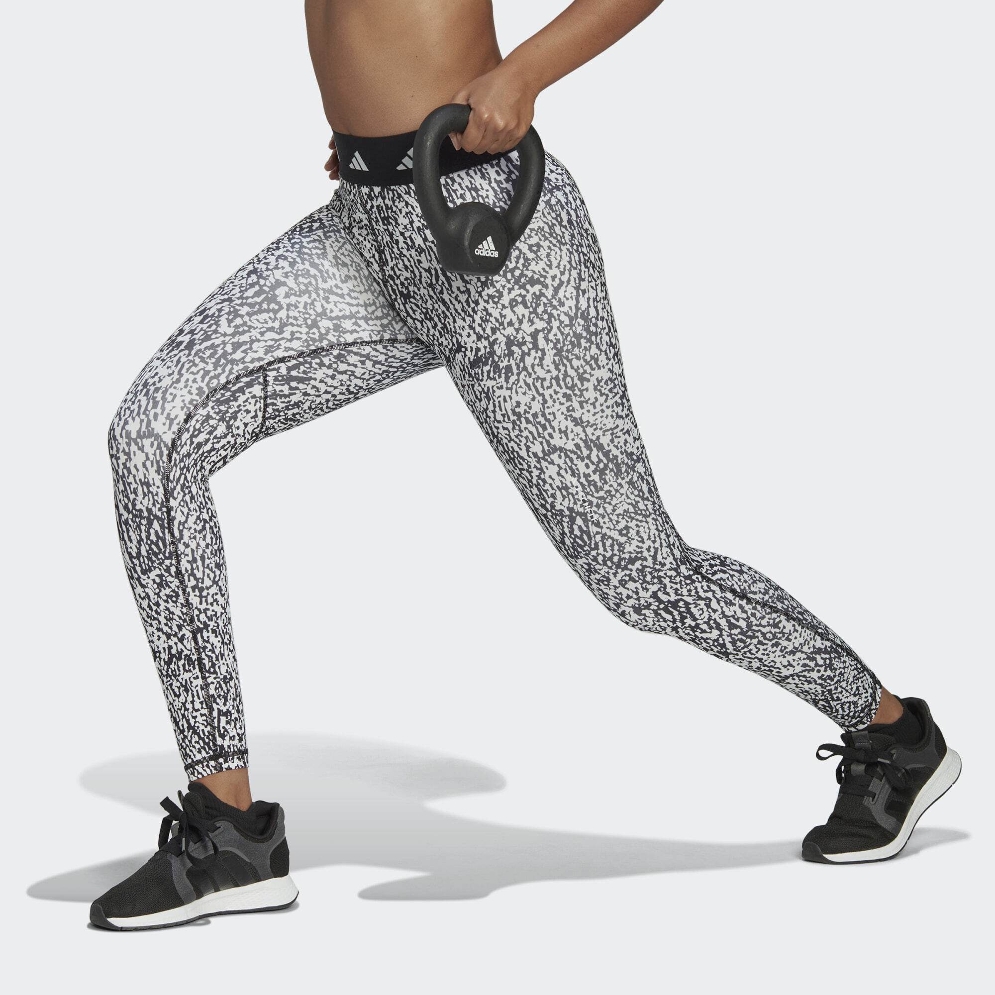  adidas Techfit Pixeled Γυναικείο Κολάν (9000113881_1540) 2025