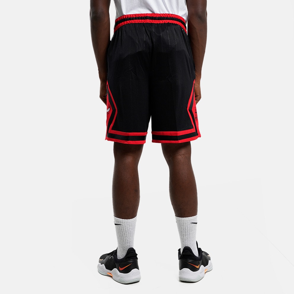 Black Nike NBA Chicago Bulls Swingman Shorts