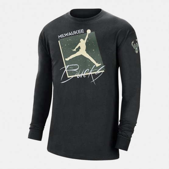 Jordan Milwaukee Bucks Courtside Statement Edition Men's Long Sleeve T-Shirt