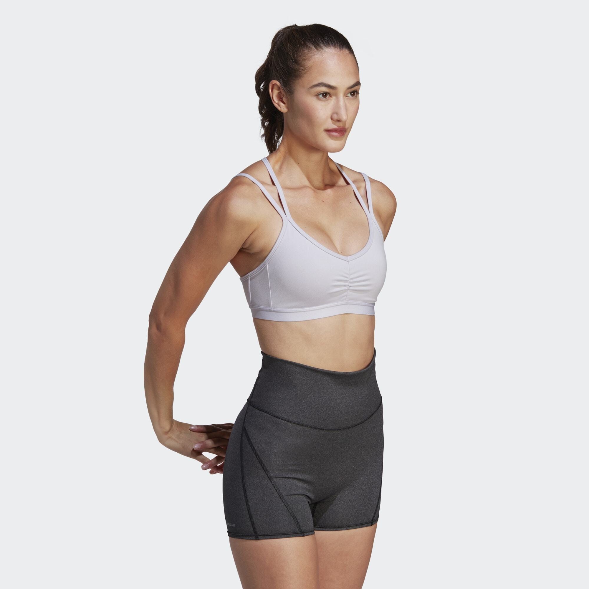 adidas Yoga Essentials Light-Support Bra (9000132648_65874)
