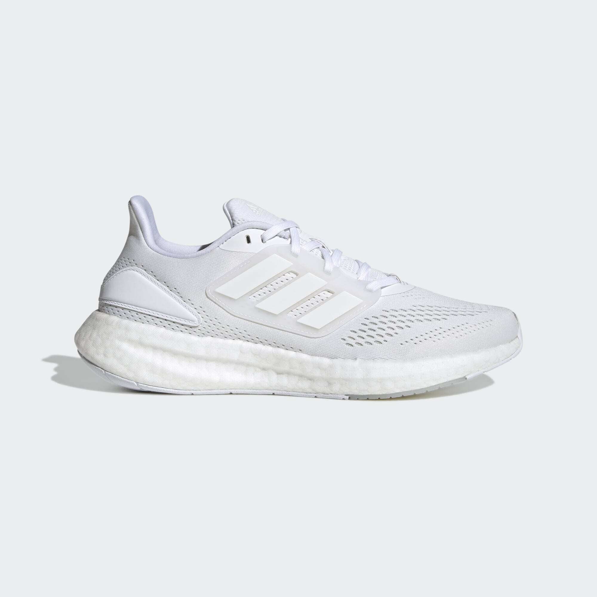 adidas Pureboost 22 (9000112734_28251)