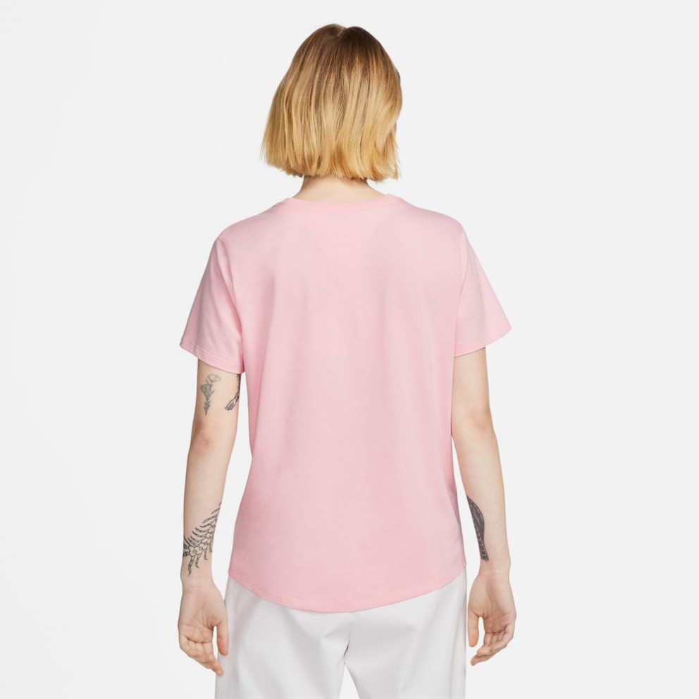 Nike Sportswear Club Essentials Women's T-Shirt