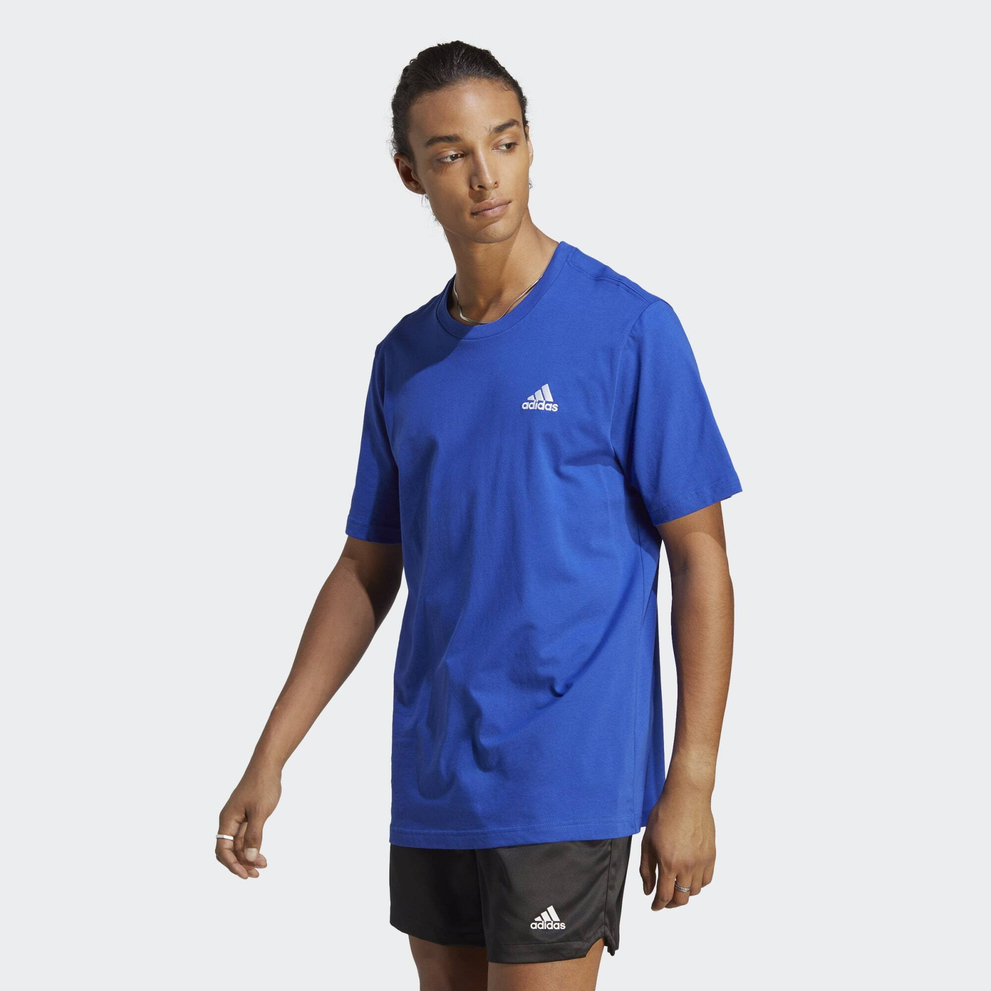 adidas Essentials Single Jersey Embroidered Small Logo Te (9000141154_65894)