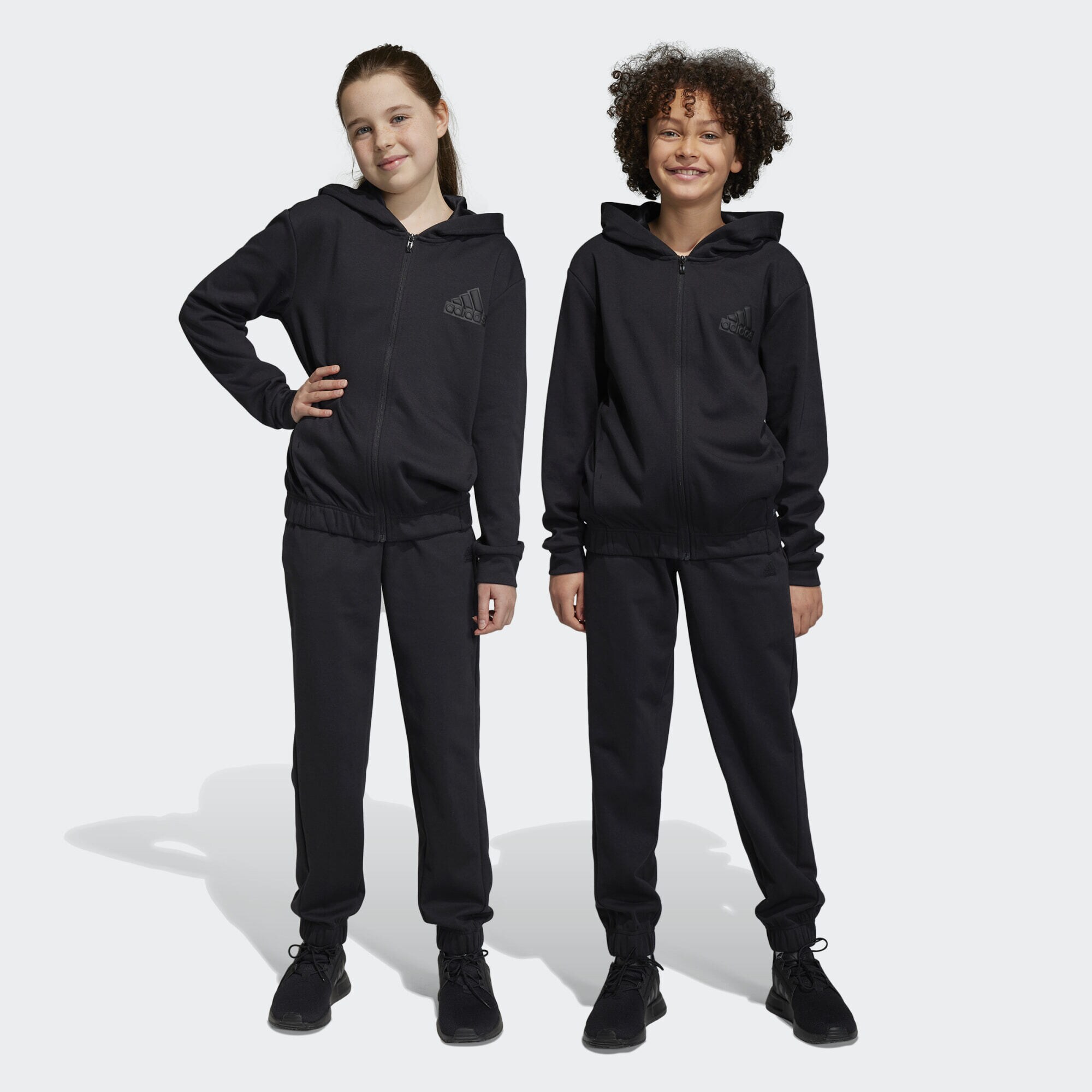 adidas Future Icons Logo Track Suit (9000141764_44884)