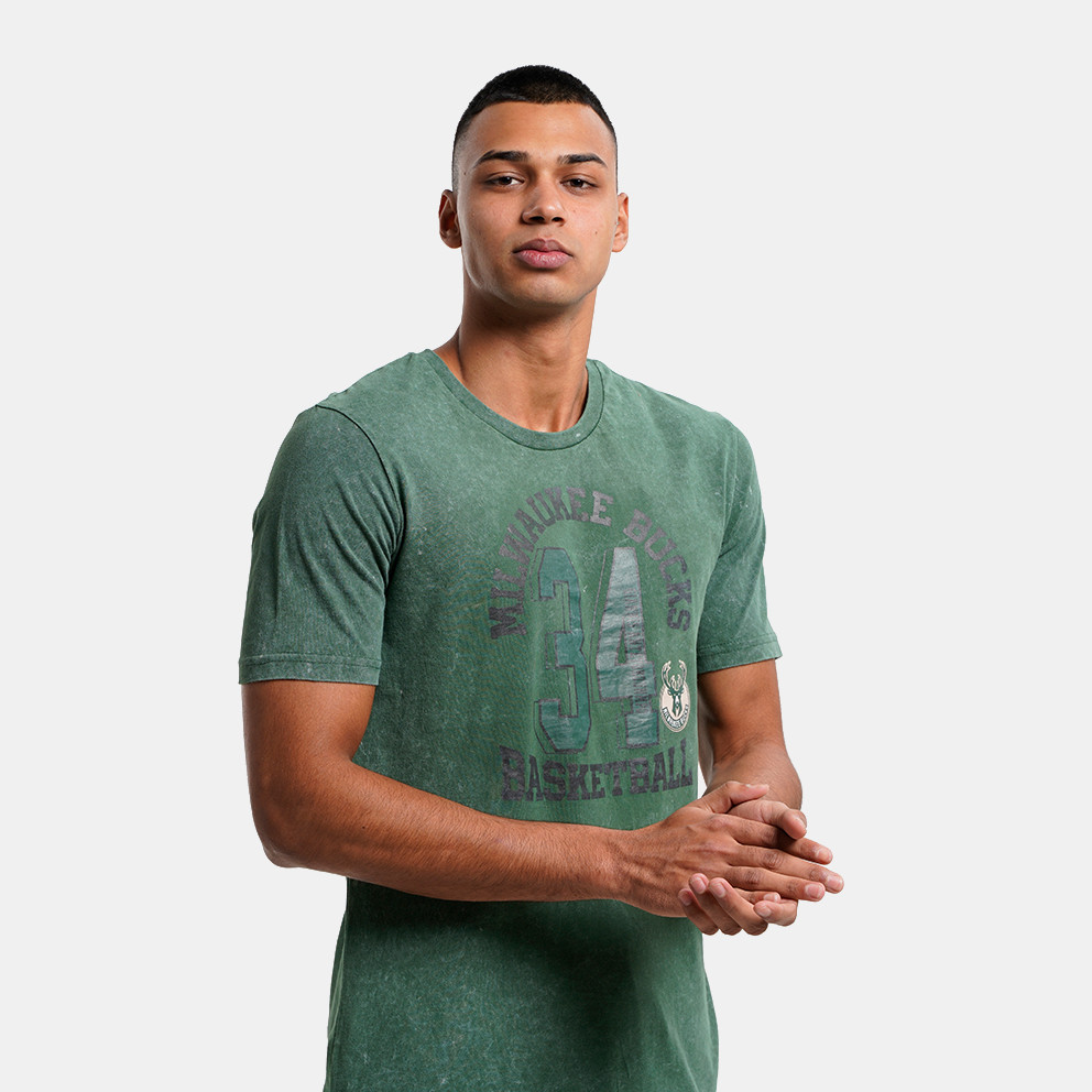 Shirt Green EK2M22AUT - Nike NBA Milwaukee Bucks Mineral Wash Graphic Men's  T - BCKGA - Threadbare T-Shirt mit großem Logoschriftzug in Weiß