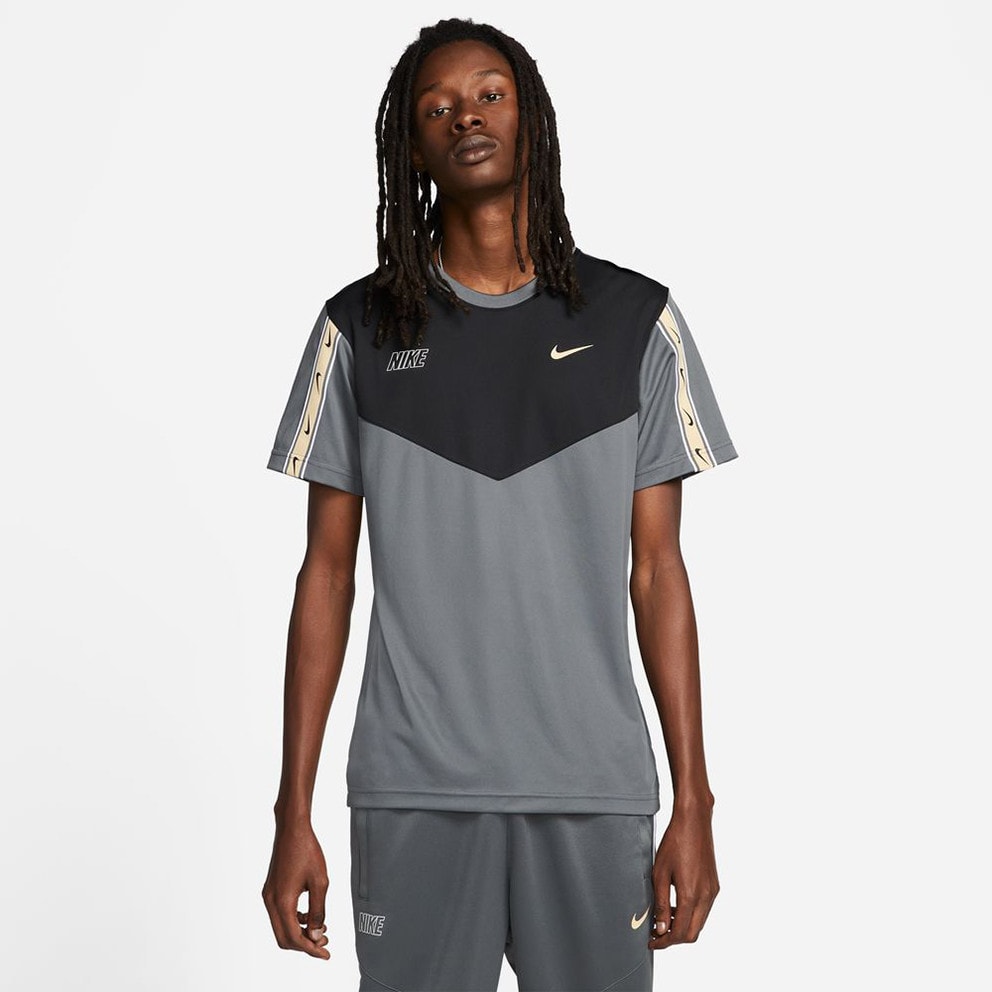 T shirt on sale nike repeat