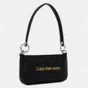 Calvin Klein Sculpted Shoulder Pouch25 Mono