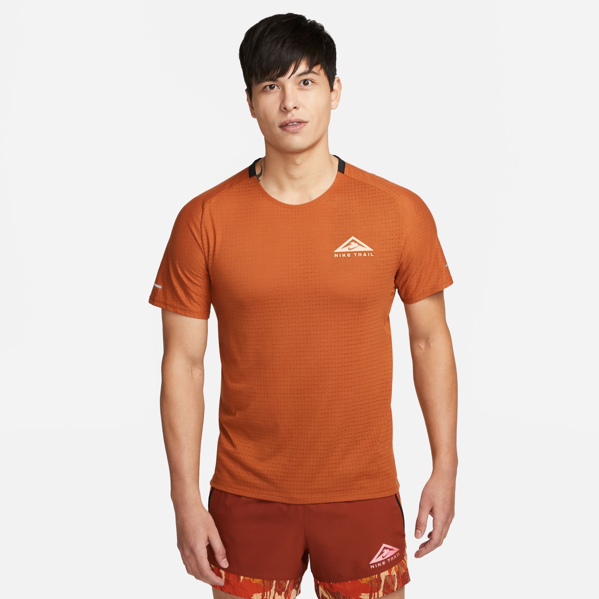 Nike Trail Dri-FIT Solar Chase Ανδρικό T-shirt (9000130076_64730)