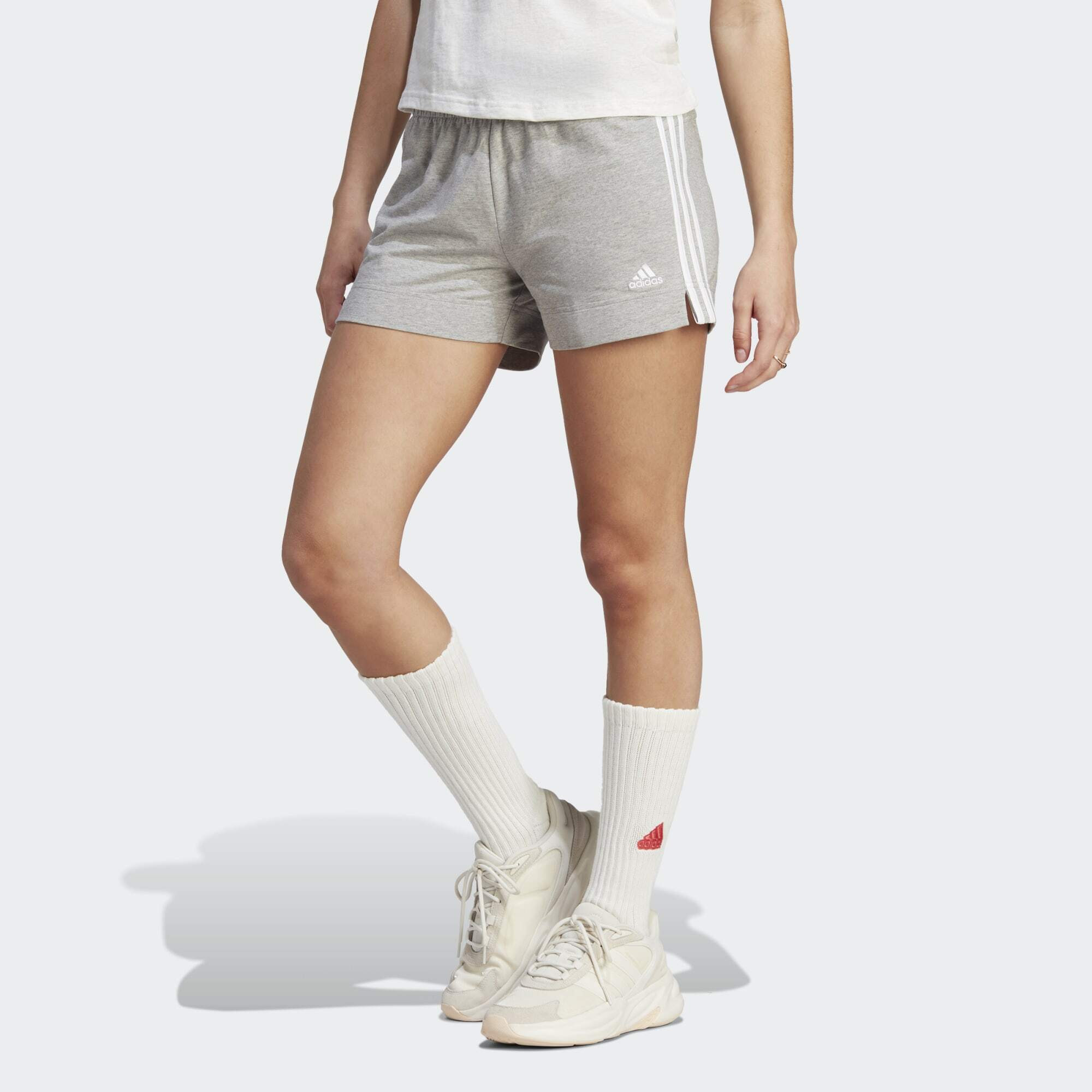 adidas sportswear Essentials Slim 3-Stripes Shorts (9000150570_63041)