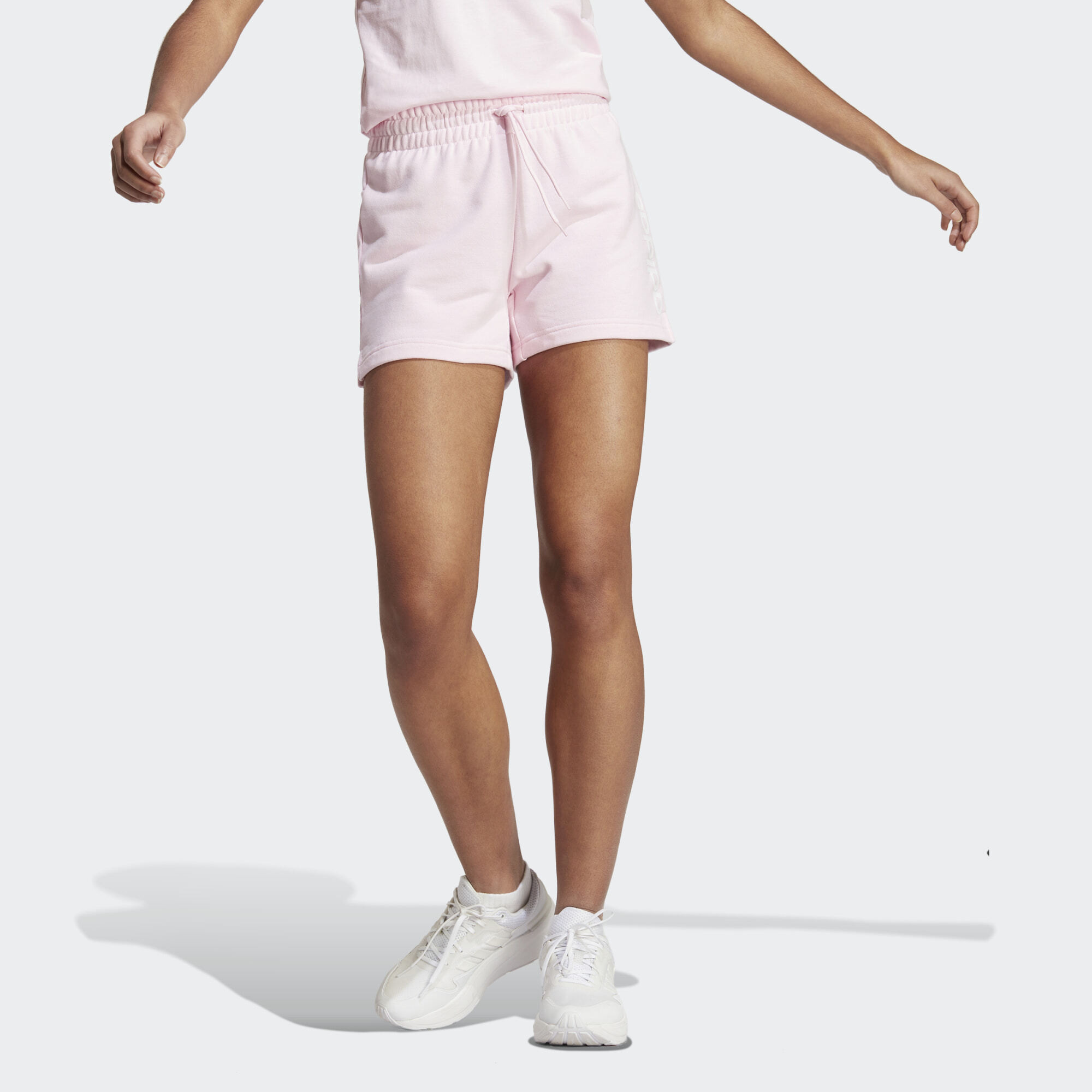 adidas sportswear Essentials Linear French Terry Shorts (9000150739_65708)