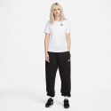 Nike Sportswear Club Essentials Γυναικείο T-Shirt