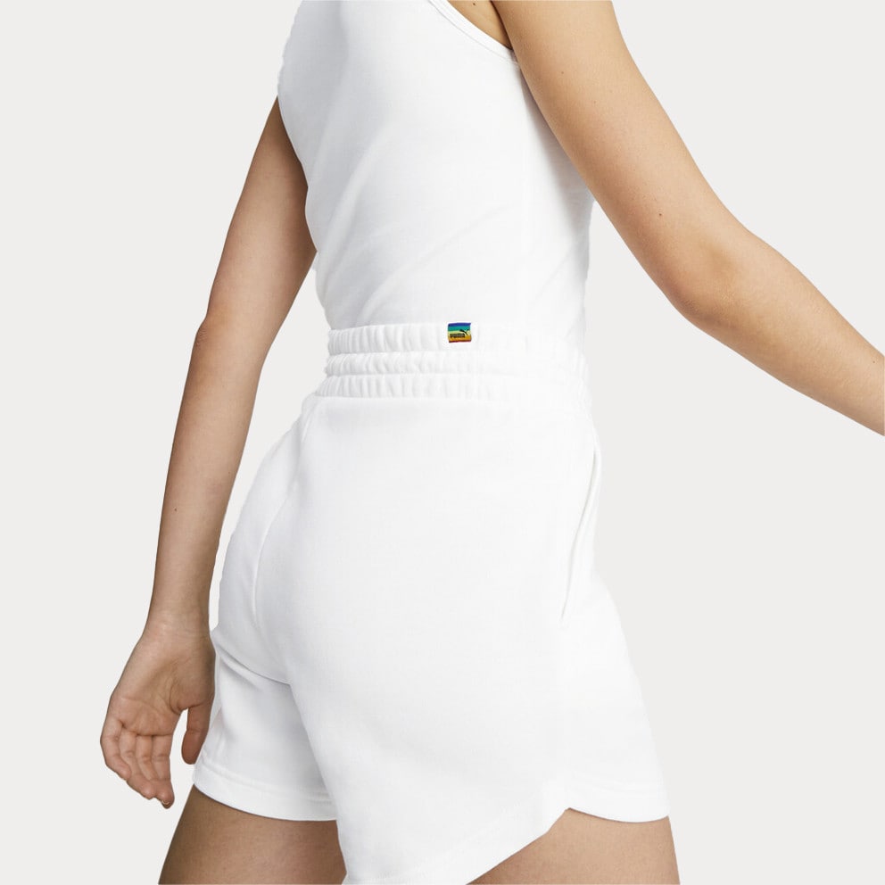 Puma Ess+ Love Is Love 5" Γυναικείο Σορτς