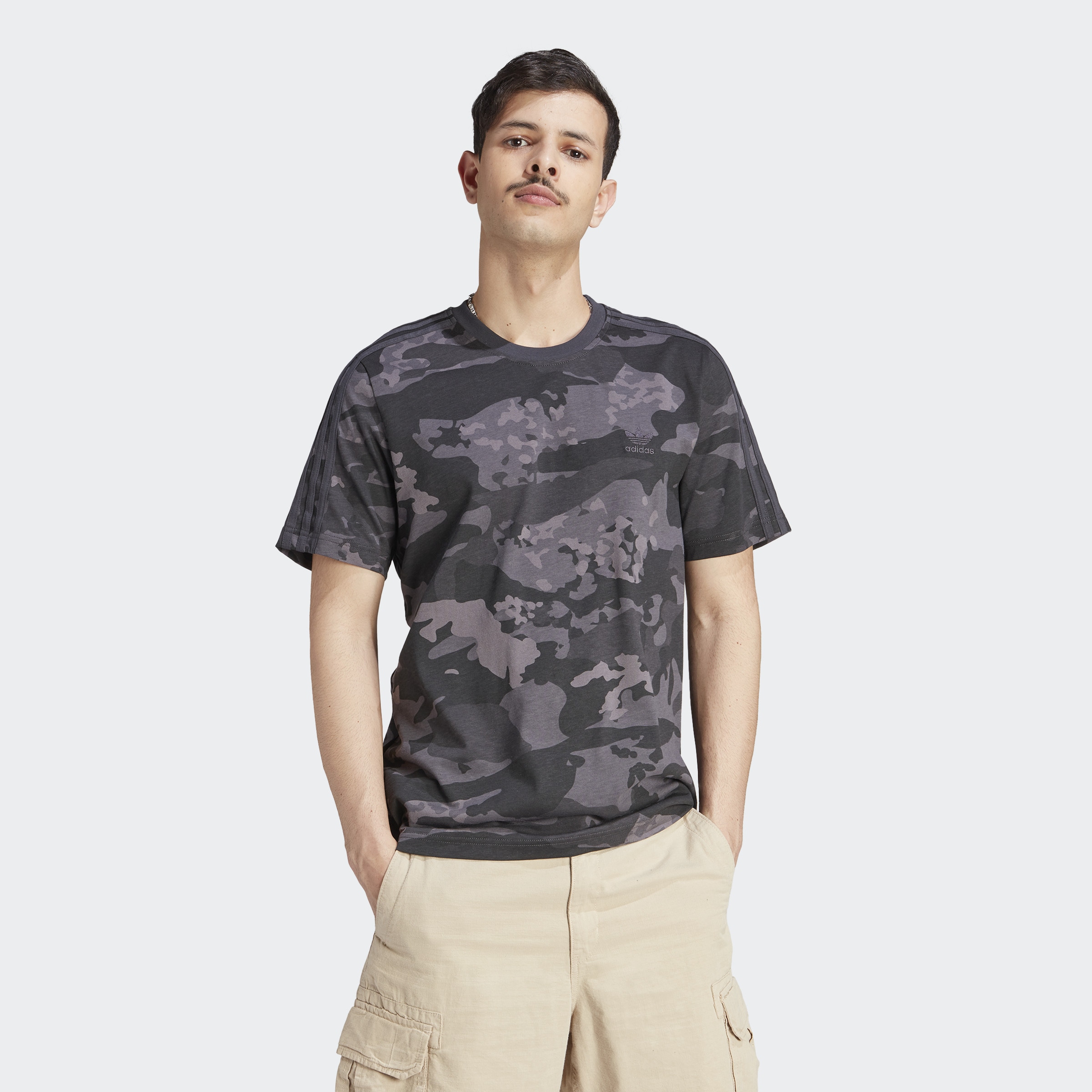 Adidas-logoprint - adidas Originals Camo Aop T - shirt Grey II8178