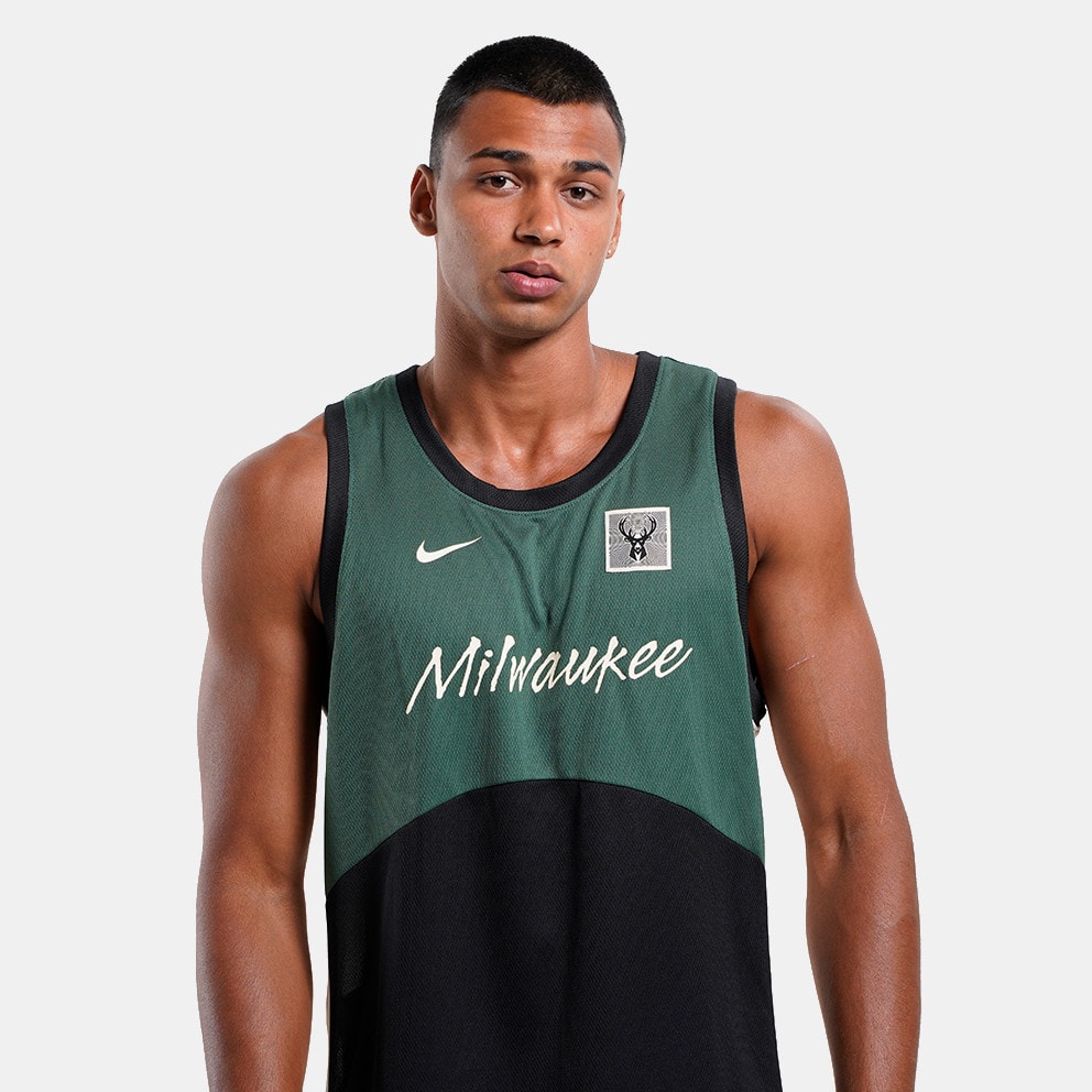 Milwaukee Bucks Icon Edition Men's Nike NBA Swingman Shorts. Nike NO