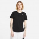 Nike Sportswear Club Essentials Γυναικείο T-shirt