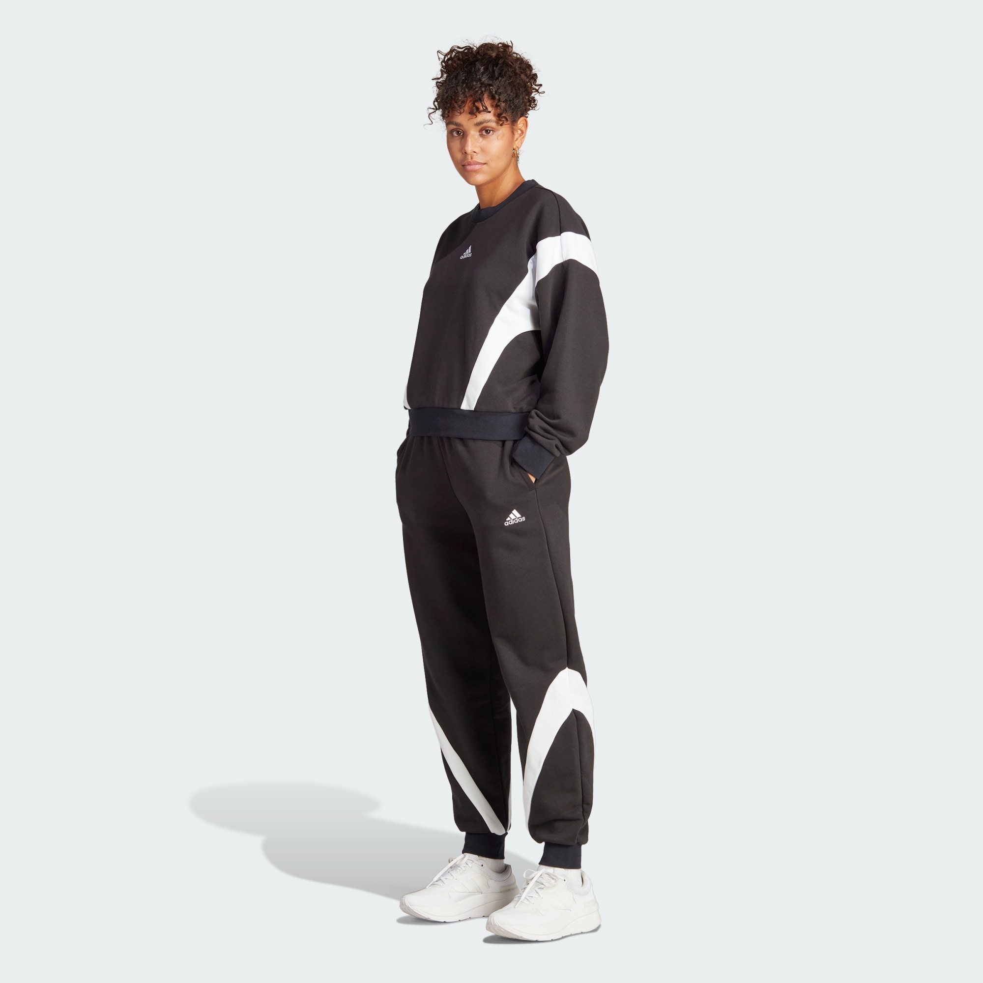 Adidas originals white sales tracksuit