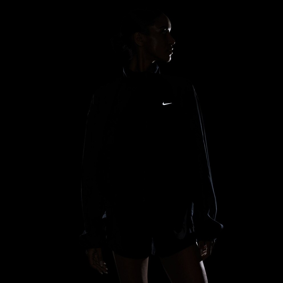 Nike Dri-FIT Swoosh Γυναικείο Αντιανεμικό Μπουφάν