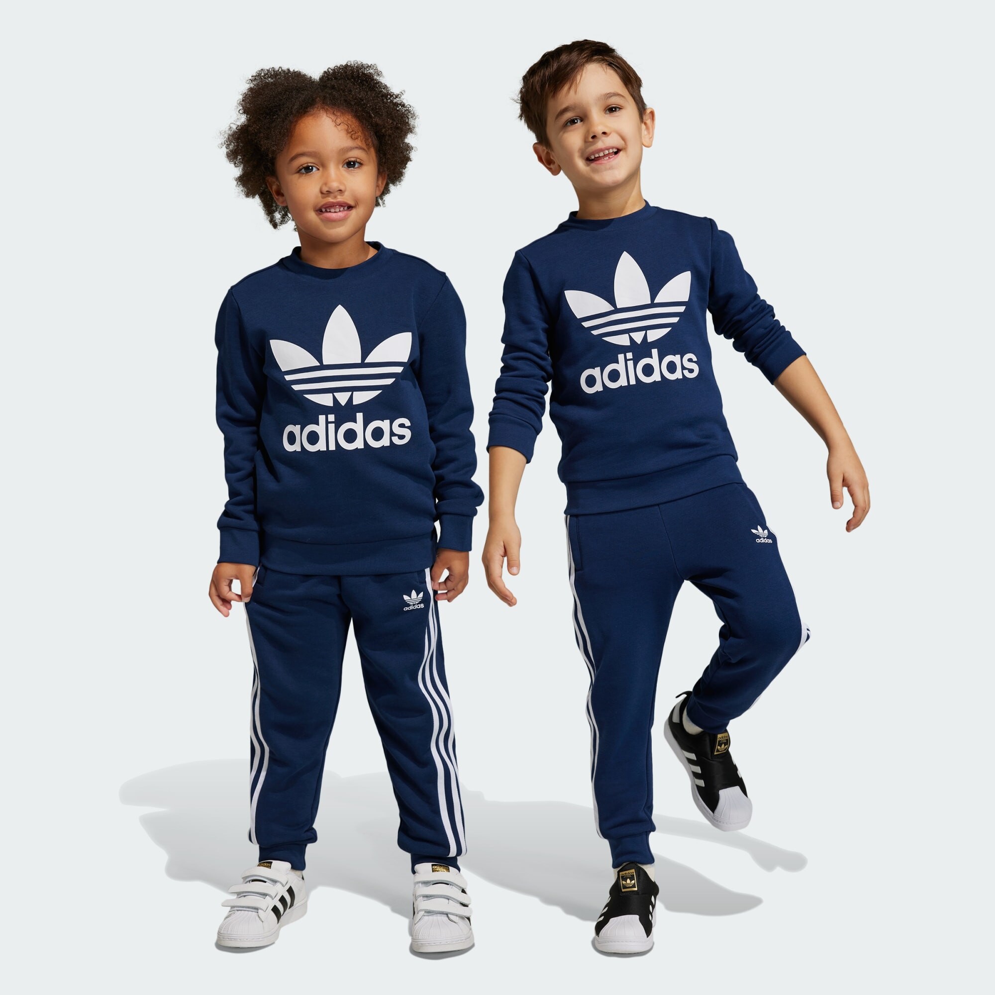 adidas Originals Adicolor Crew Set (9000163792_24962)