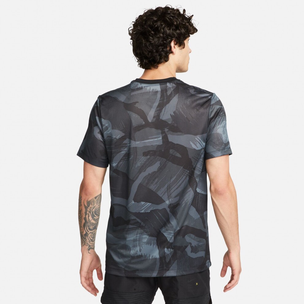 Nike Men's T-shirt