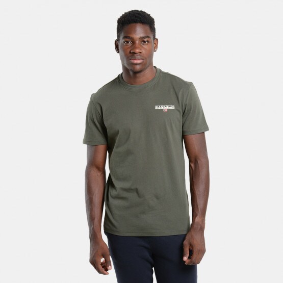 Reasons Why Champions Iconic Reverse Weave Sweatshirt Still Reigns