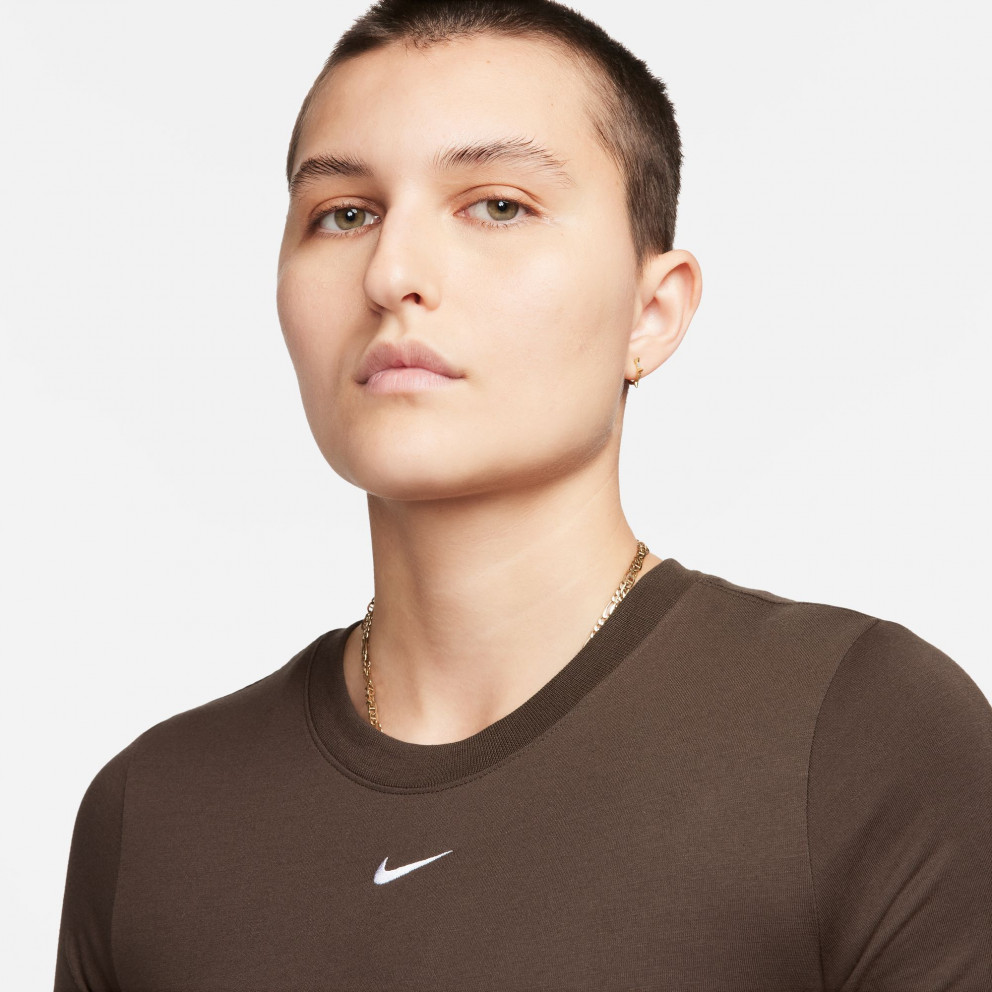 Nike Sportswear Essential Γυναικείο Cropped T-shirt