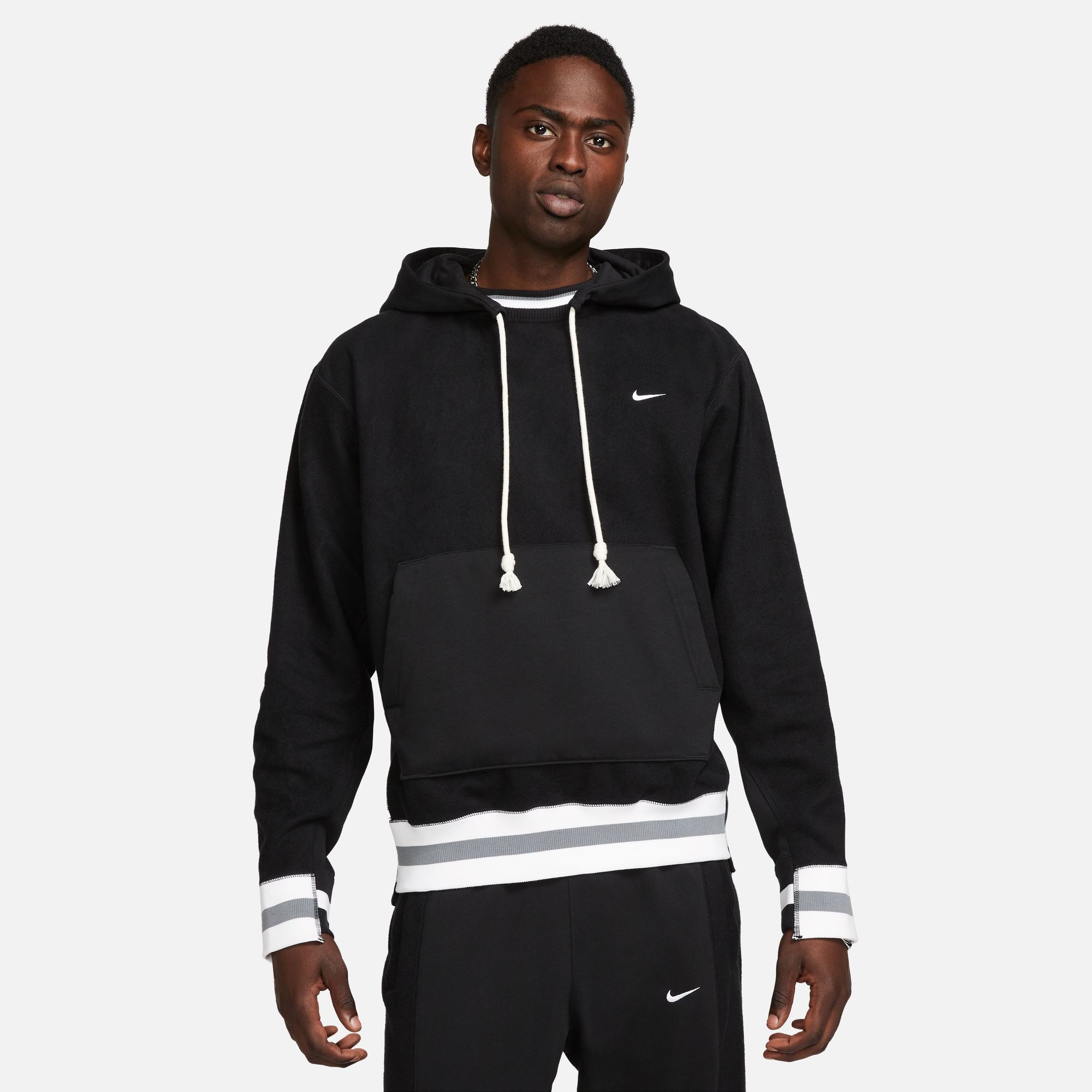 Nike Dri-FIT Standard Issue (9000164865_1480)