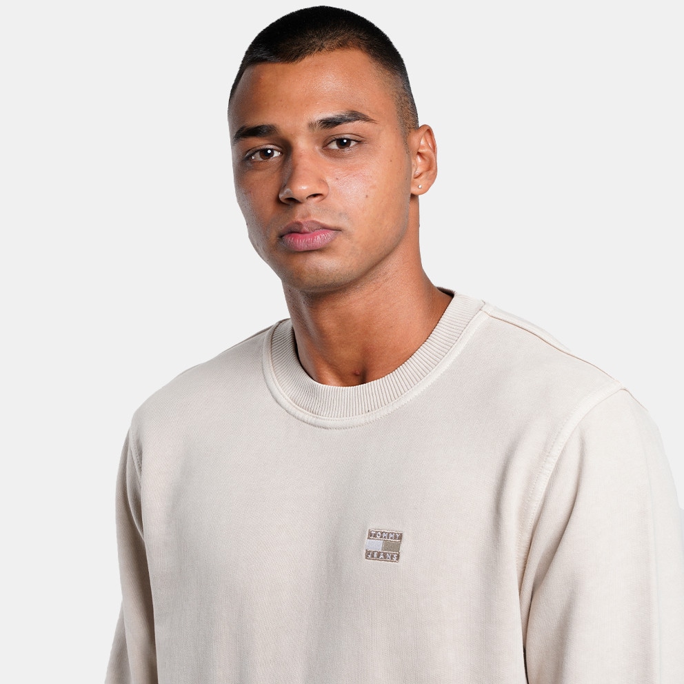 ACG - Tommy Jeans Reg Tonal Badge Men's Sweatshirt White DM0DM18132 - Tommy  Jeans relaxed cargo jean in acid wash