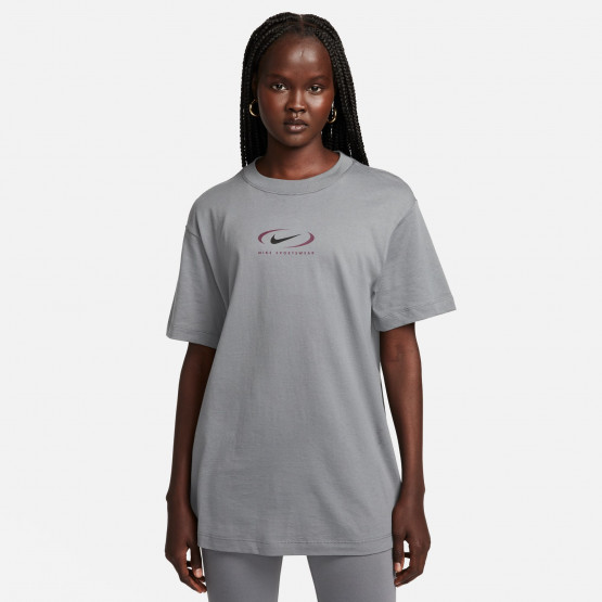 Nike Sportswear Women's T-shirt