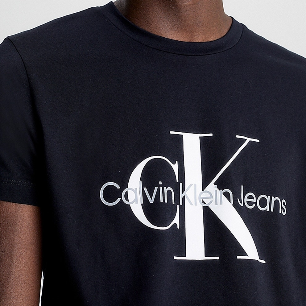 Camiseta Calvin Klein Jeans New York Rosa - Calvin Klein Core Monogram Slim  Tee Ck Black J30J320935 - BEH