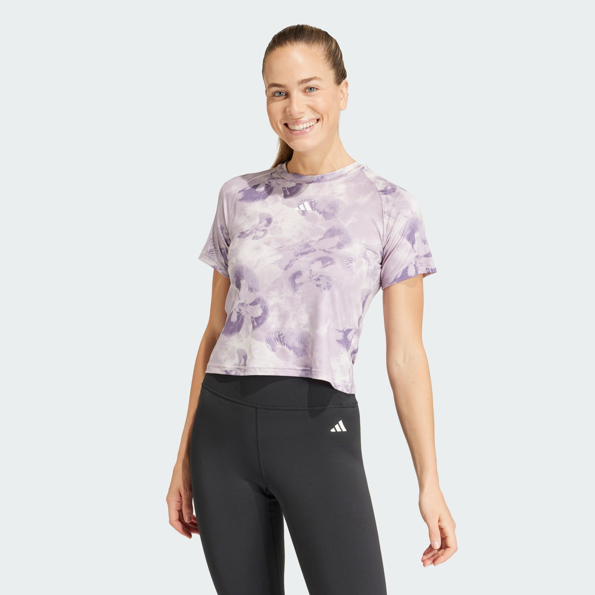 adidas Performance adidas Train Essentials Aop Flower Tie-Dye Tee (9000177910_75746)