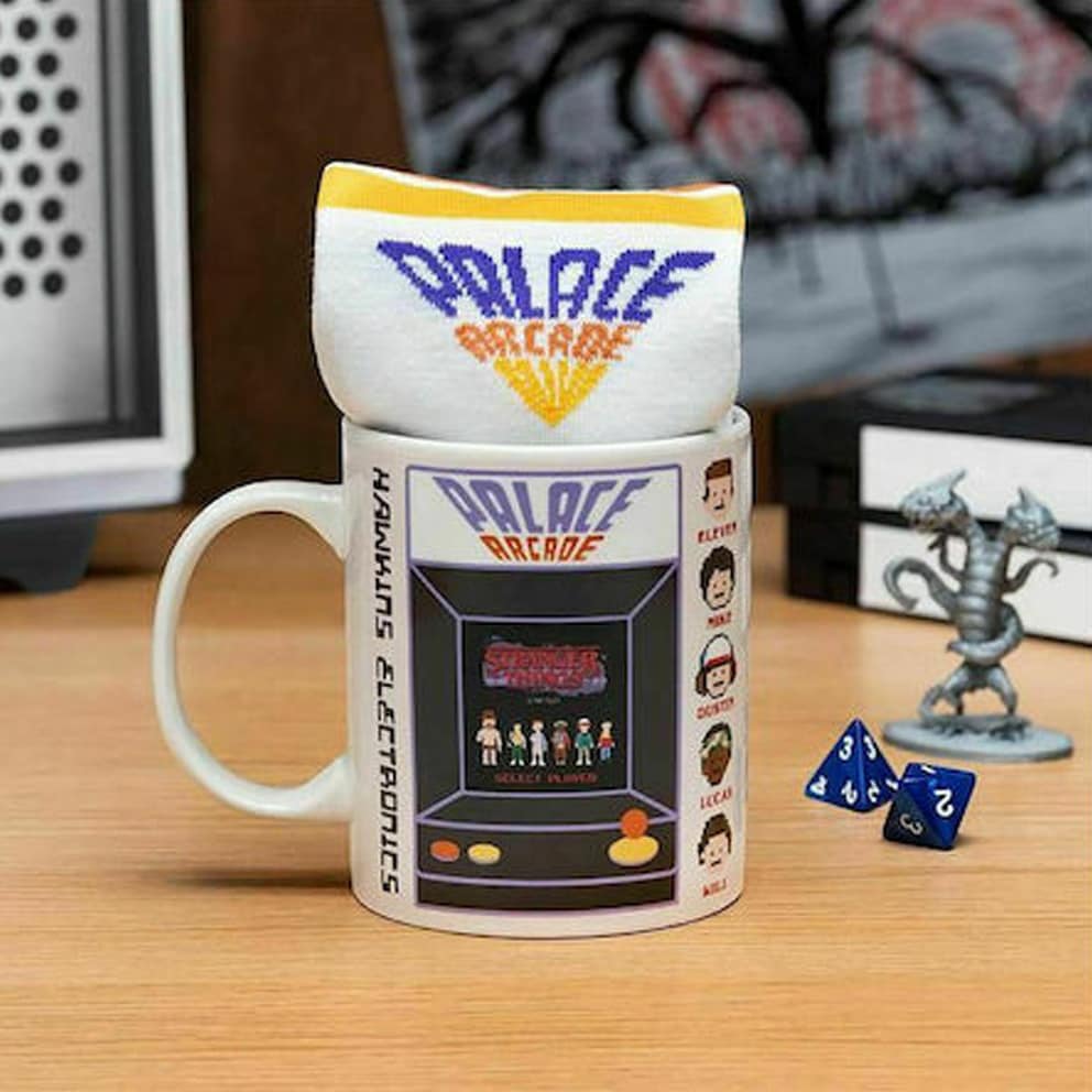 Paladone Stranger Things Mug And Socks Set (Pp9884