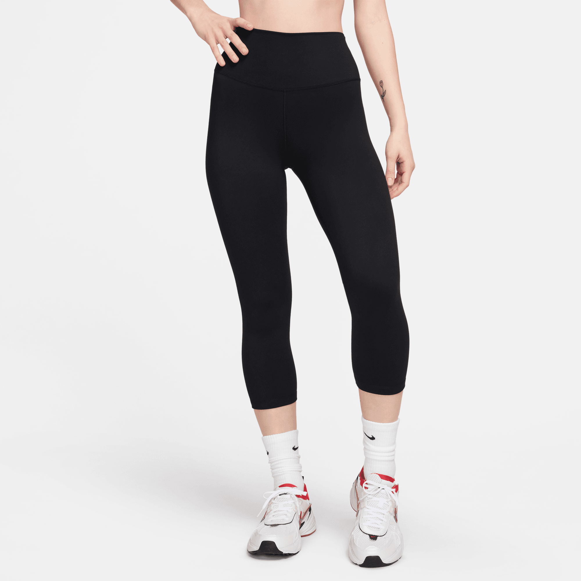  Nike W Nk Df One Hr Crop Tight (9000172812_1470) 2025