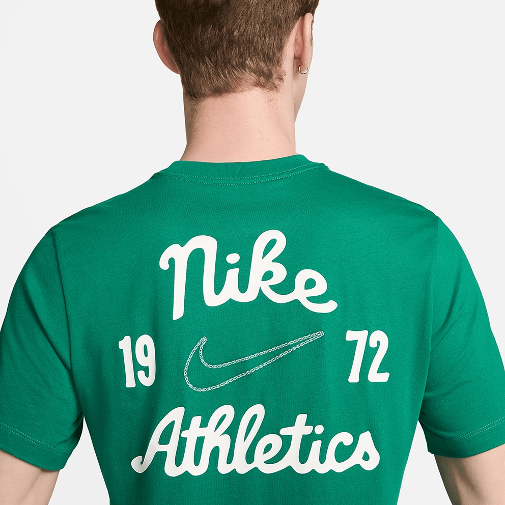 Nike Sportswear Club Seasonal Men's T-shirt