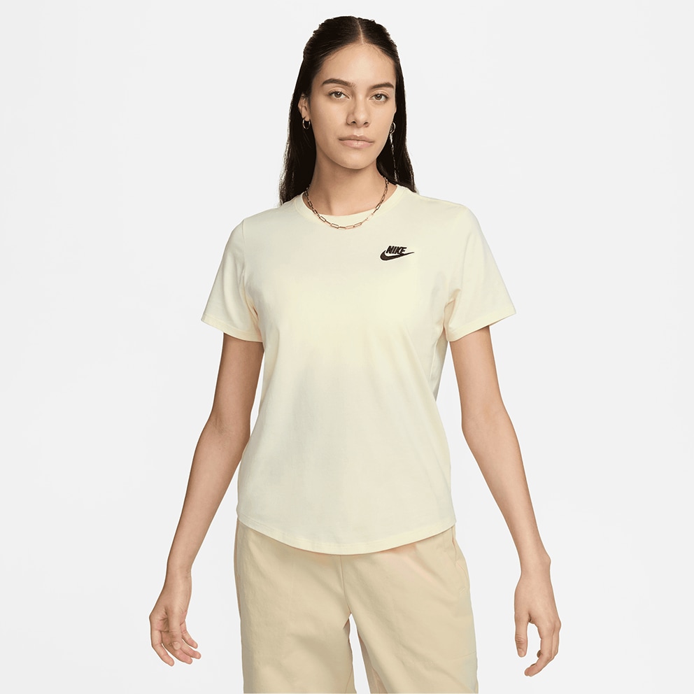  Nike Sportswear Club Essentials Γυναικείο T-Shirt (9000172903_52423) 2025