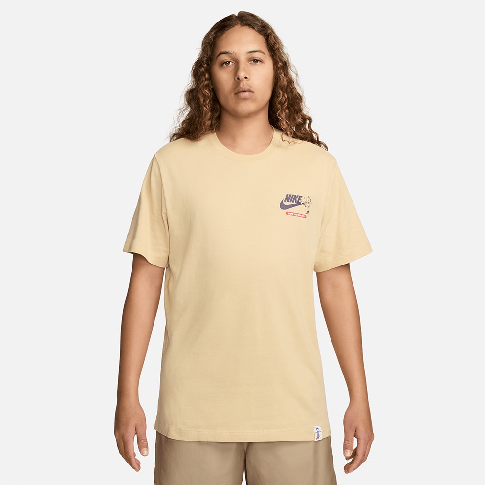 Nike Sportswear Graphic Men's T-shirt
