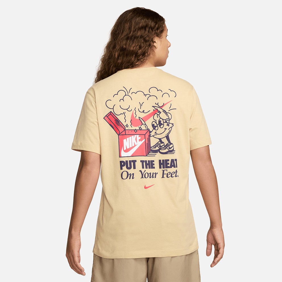 Nike Sportswear Graphic Men's T-shirt