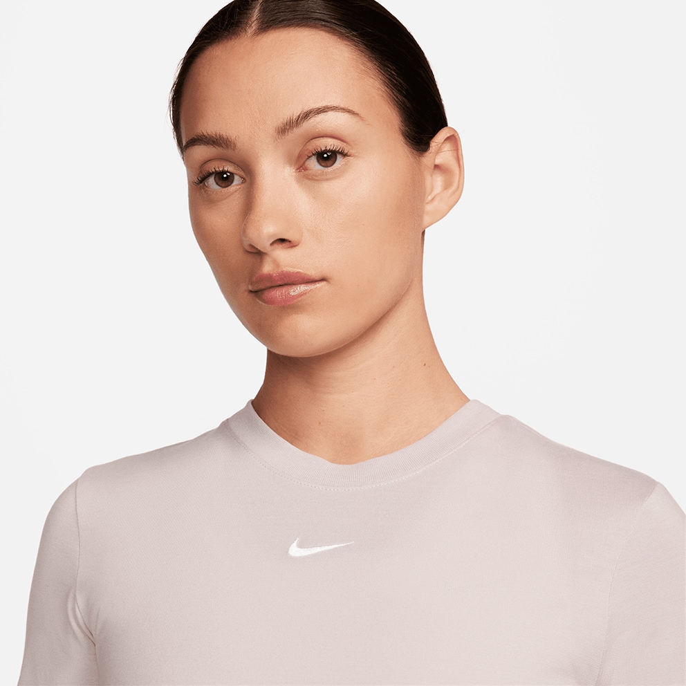 Nike Sportswear Essential Γυναικείο Cropped T-shirt