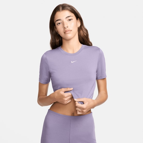 Nike Sportswear Essential Women's Cropped T-shirt