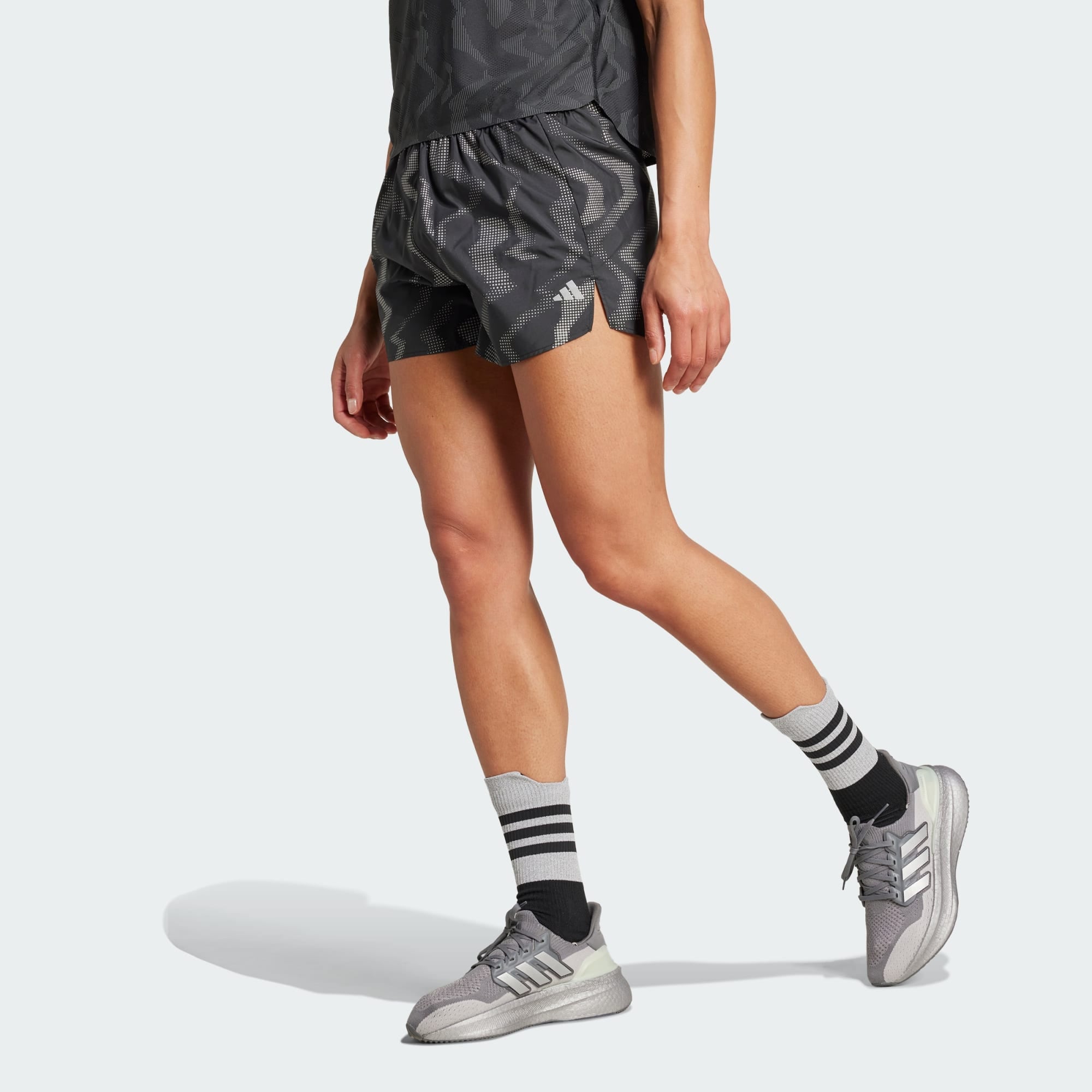  adidas Ultimate Wind.Rdy Reflective Shorts (9000194224_62997) 2025