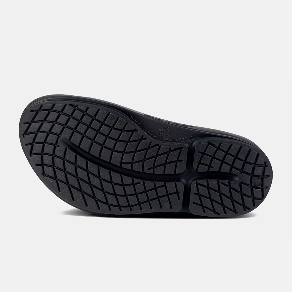 Oofos Oomega Ooahh Footwear
